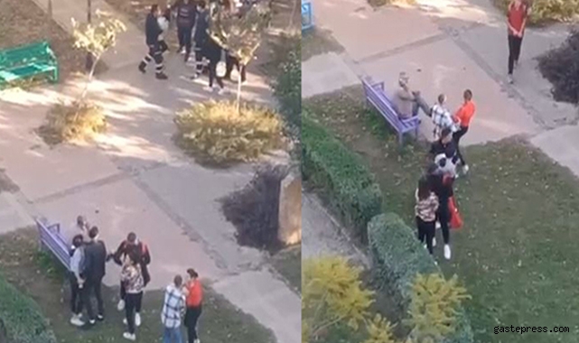 Antalya'da okul çıkışı kavga eden liseli kızları vatandaşlar güçlükle sakinleştirdi!