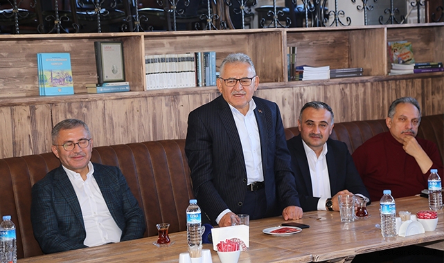 Başkan Büyükkılıç, İstanbul heyetiyle zirvede buluştu!