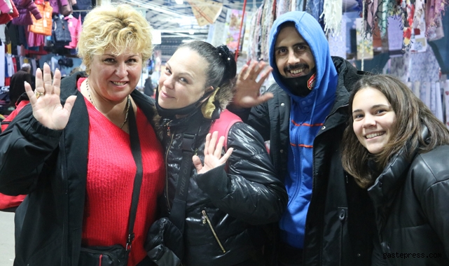 Bulgaristan'dan 1 milyon turist Edirne'ye alışverişe geldi!