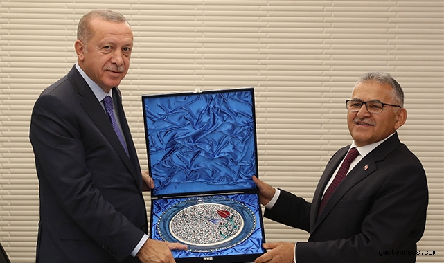 Büyükkılıç, AK Parti'nin iktidara gelişinin 19. yıldönümünü kutladı!