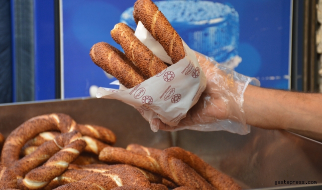 Ekmekten sonra simit de 2,5 TL oldu!