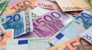 Euro 15 TL'yi geçti, dolar fırladı!