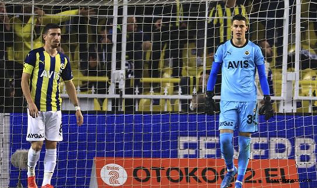 Galatasaray derbisinde Fenerbahçe'nin kalesini Berke Özer koruyacak!