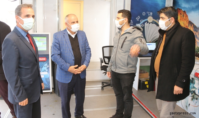 Güvenli İnternet Tırı Kayseri Yahyalılı öğrencilerle buluştu!