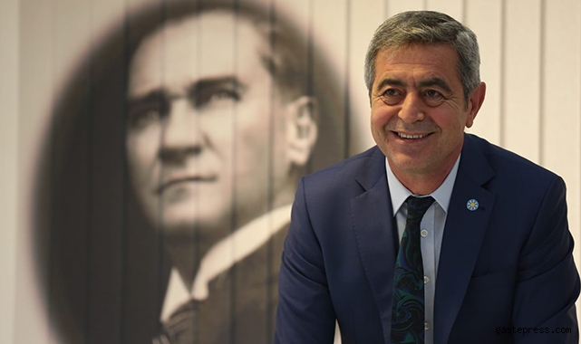 İYİ Partili Kazım Yücel'den öğretmenler günü mesajı!