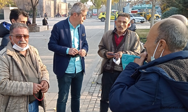 İYİ Partili Kazım Yücel, "Vatandaş geçinemiyor, Faturalarını bile ödeyemiyor"