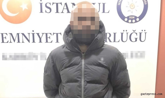 Kadıköy metrosunda kadına bıçak çeken şahıs suç makinesi çıktı!