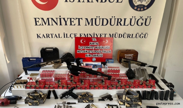 Kartal’da baskın yapılan depodan cephanelik çıktı!