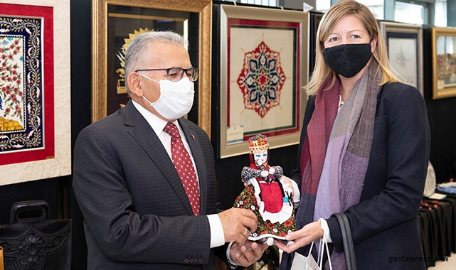 KAYMEK'in sergisine büyük ilgi!