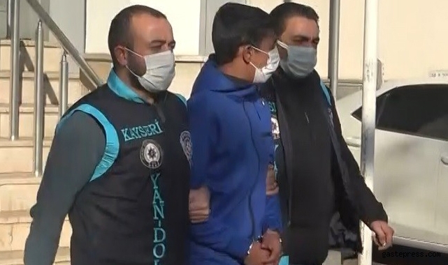 Kayseri'de Çaldıkları motosiklet ile kapkaç yaptılar!