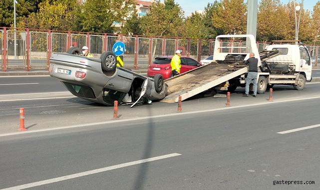 Kayseri'de Otomobil Devrildi: 1 Yaralı