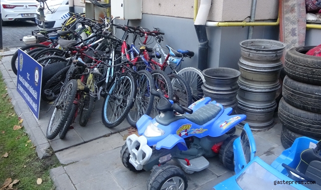 Kayseri'deki İki evden 400 bin TL’lik çalıntı eşya çıktı!