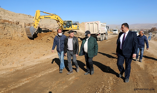 Kayseri Talas Belediye Başkanı Yalçın Kepez yeni yolu inceledi!