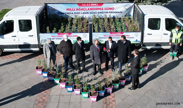 Kayseri Talas Belediyesi'nden 2023 Esnafa 2023 Mavi Ladin!