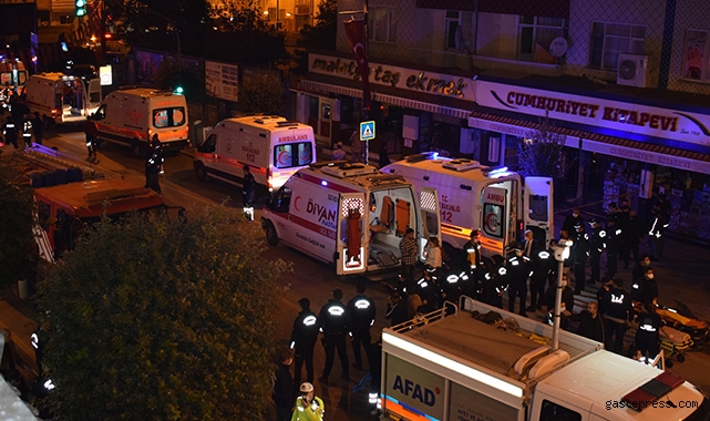 Malatya'da çöken binadan 14 kişi yaralı olarak kurtarıldı!