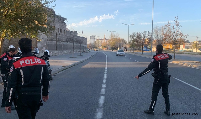 Motosikletli polis timleri suça geçit vermiyor!