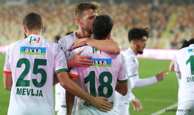 8 Golün atıldığı maçta kazanan Alanyaspor oldu!