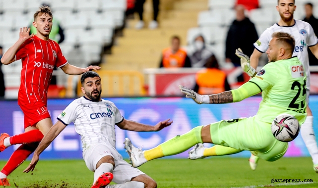 Antalyaspor ile Kasımpaşa puanları paylaştı!