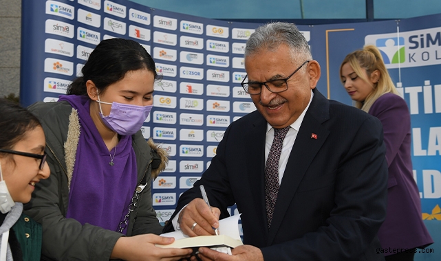 Başkan Büyükkılıç, Kitap Fuarı'ndan çağrıda bulundu!
