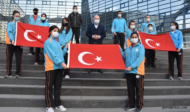 Kayseri Kocasinan'ın Sporcuları şampiyonluğa doymuyor!