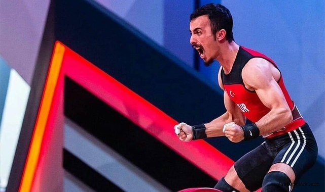 Kayserili Muammer Şahin Dünya 3’üncüsü!