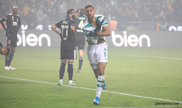 Konyaspor, Beşiktaş'ı son dakikalarda yıktı!