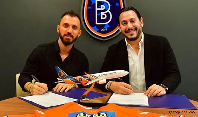 Medipol Başakşehir Emre Çolak'ı transfer etti!