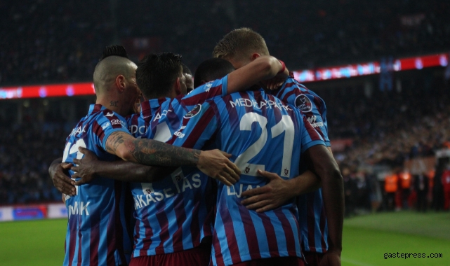 Trabzonspor'dan, İstanbul'un 3 büyüklerine tarihi fark!