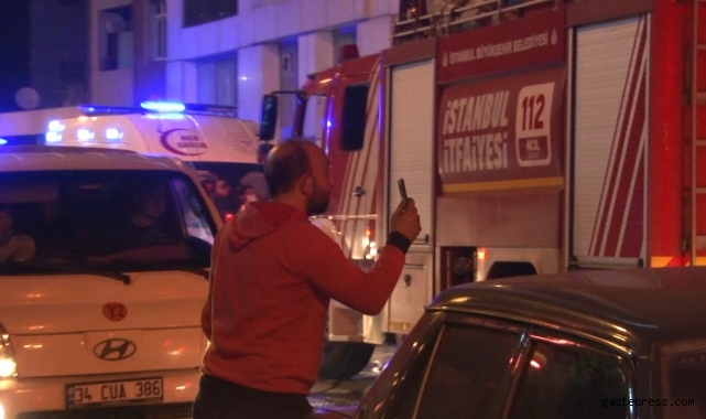 Ataşehir'de yangında komşuları dumandan etkilenirken, sosyal medyada yayın yaptı!