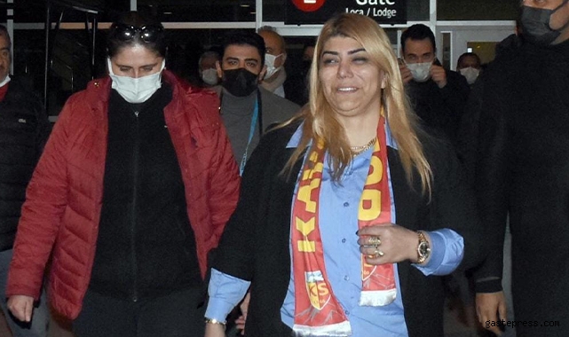 Berna Gözbaşı: "Bize Ulaşan Bir İstifa Yok"
