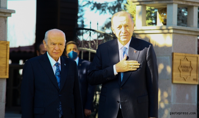 Cumhurbaşkanı Erdoğan, MHP lideri Bahçeli'yi ziyaret etti!