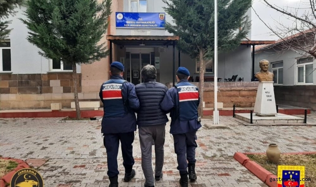 Jandarma ekiplerinin 2021'de işlem yaptığı 2 bin 985 kişiden 190'u tutuklandı!