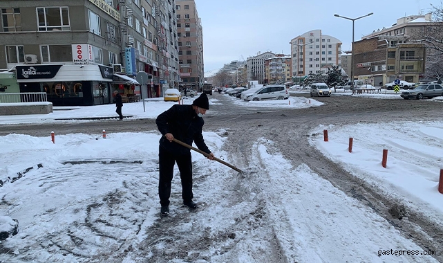 Kayseri’de 375 köy yolu ulaşıma kapandı!
