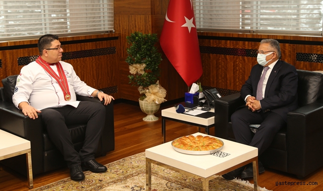 Kayseri'de Memduh Başkan ile Gastronomi Şehrinin Ustaları İle Buluştu!