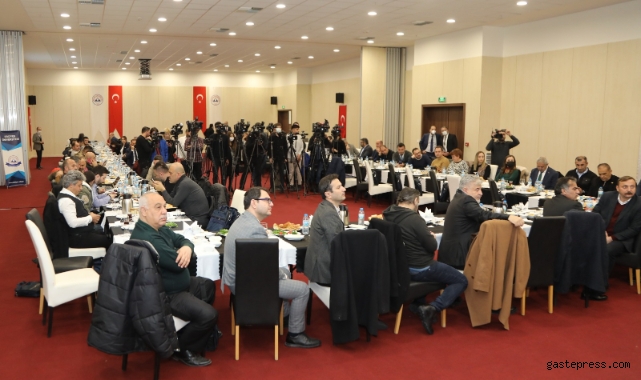 Kayseri ERÜ Rektörü Çalış, Gazetecilerle Bir Araya Geldi!