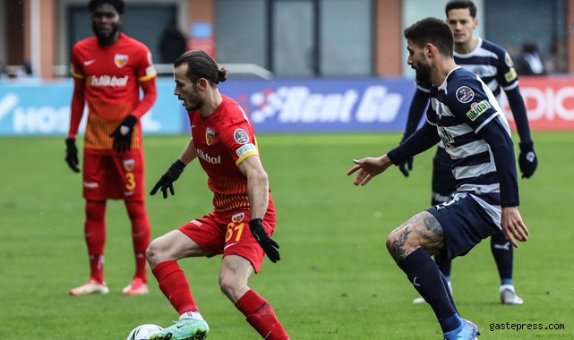 Kayserispor, Kasımpaşa deplasmanında 3 golle mağlup oldu!