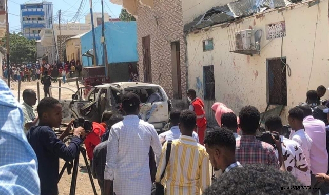 Somali'deki bombalı saldırıda hükümet sözcüsü yaralandı!