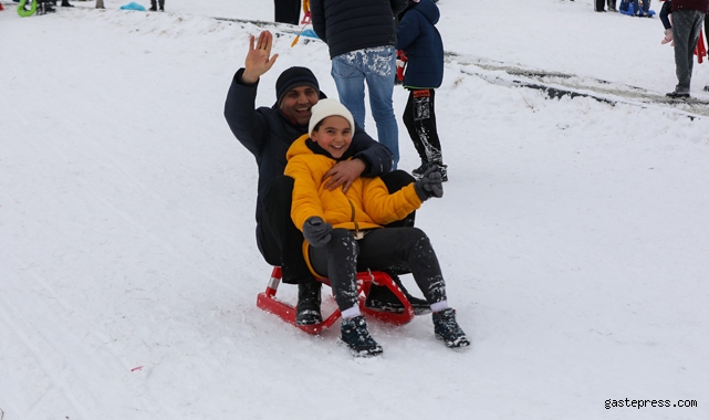 Talas'ın Erciyes'i kayak keyfini yaşatıyor!