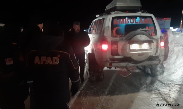 Yaylada mahsur kalan 4 kişilik aile 36 saatlik çalışma sonucu kurtarıldı!