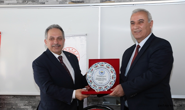 Başkan Yalçın ‘Kariyer Günleri’nde!