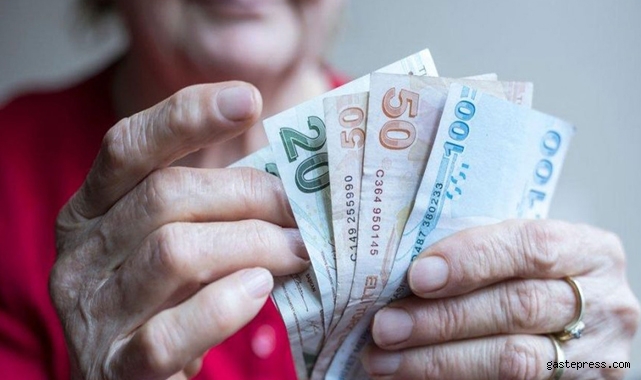 Emeklilere güzel haber! İkramiyeye zam geliyor 2 bin TL olacak!