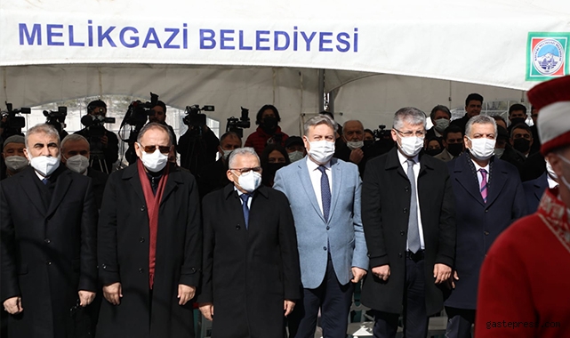 İldem Akıl Küpü Kütüphanesi ve Eski Çınarlar Yaşam Merkezi açıldı!