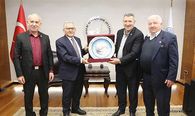 Kayseri Develili muhtarlardan Başkan Büyükkılıç’a teşekkür ziyareti!