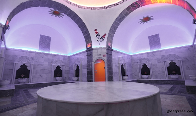 Kayseri Talas'ta Tarihi hamam göz kamaştırıyor!