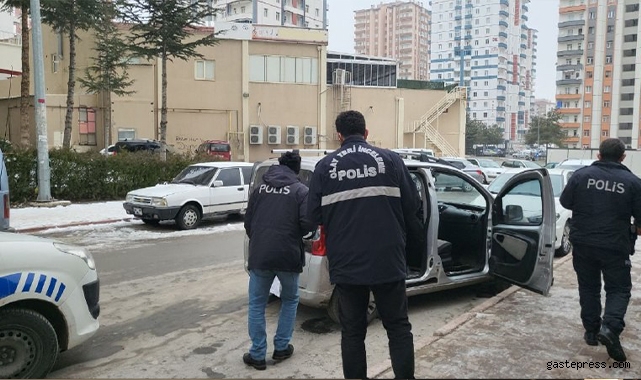 Kiralık araçla hırsızlık!