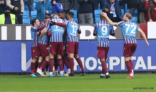 Trabzonspor, Kasımpaşa engelini de tek golle geçti!