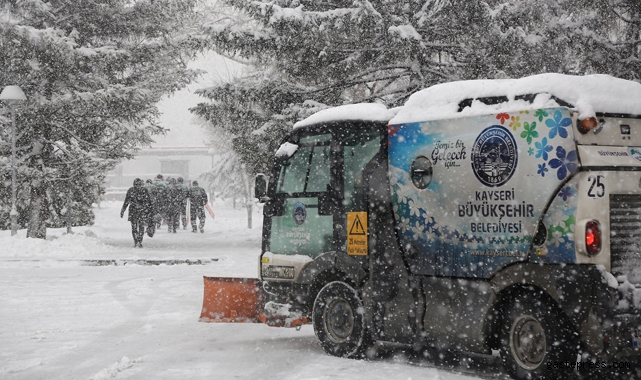 233 Mahalle Yolunu Daha Ulaşıma Açan Kayseri Büyükşehir, Kapalı Mahalle Yolu Bırakmadı!