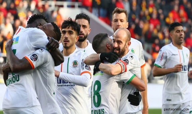 Alanyaspor Göztepe engelini iki golle geçti!