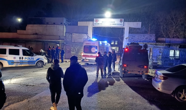 Cezaevinde isyan çıktı, bölgeye çok sayıda ekip sevk edildi!