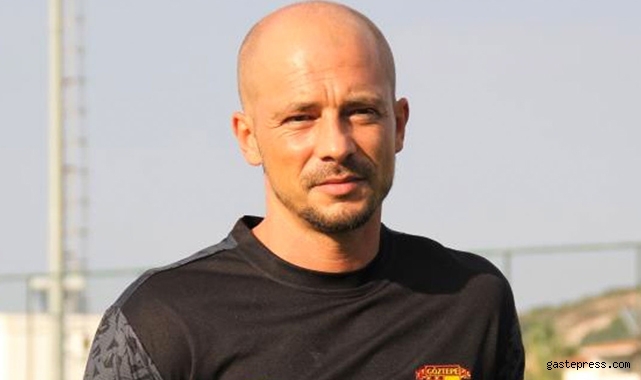 Göztepe, Teknik Direktör Nestor El Maestro ile yollarını ayırdı!